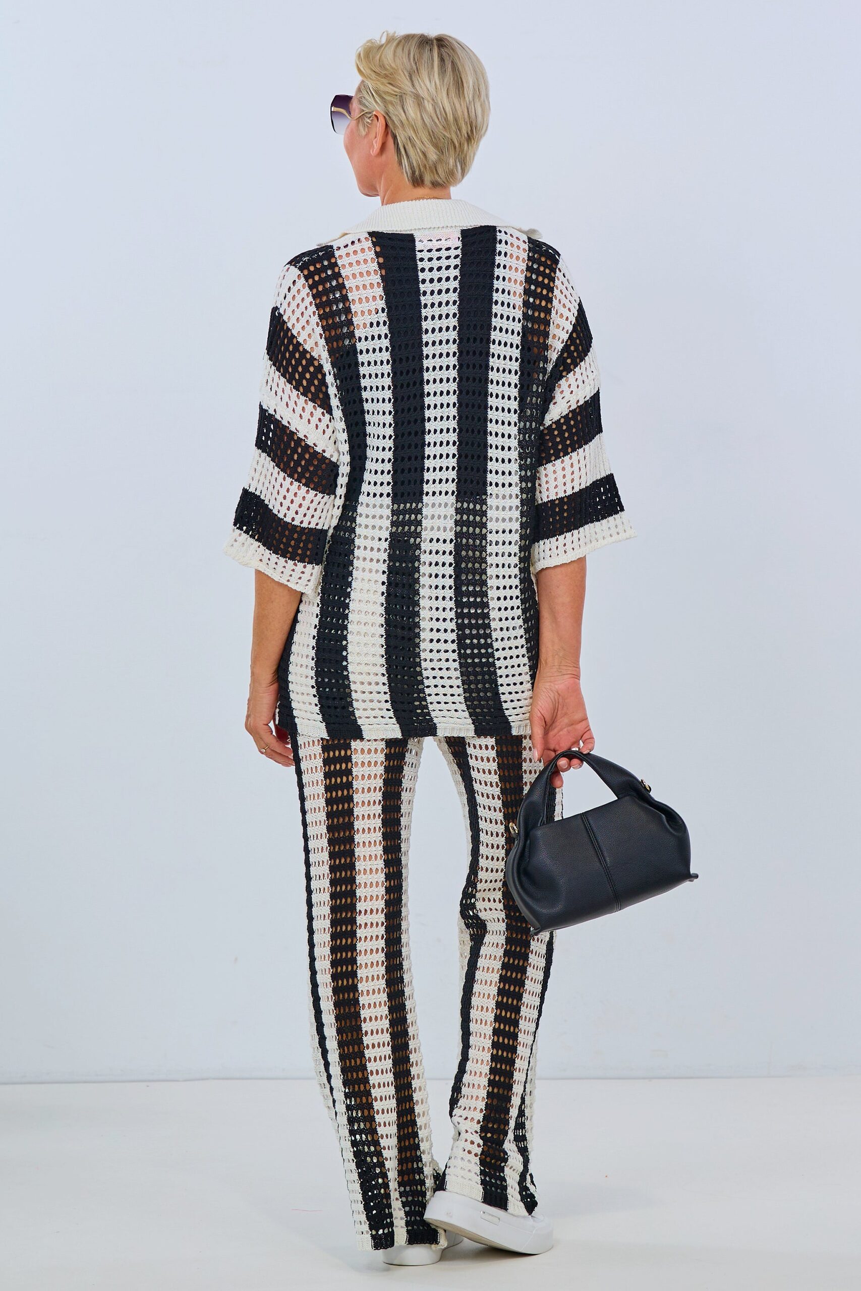 Kurzarm Cardigan mit Längsstreifen, schwarz-ecru – Bild 3