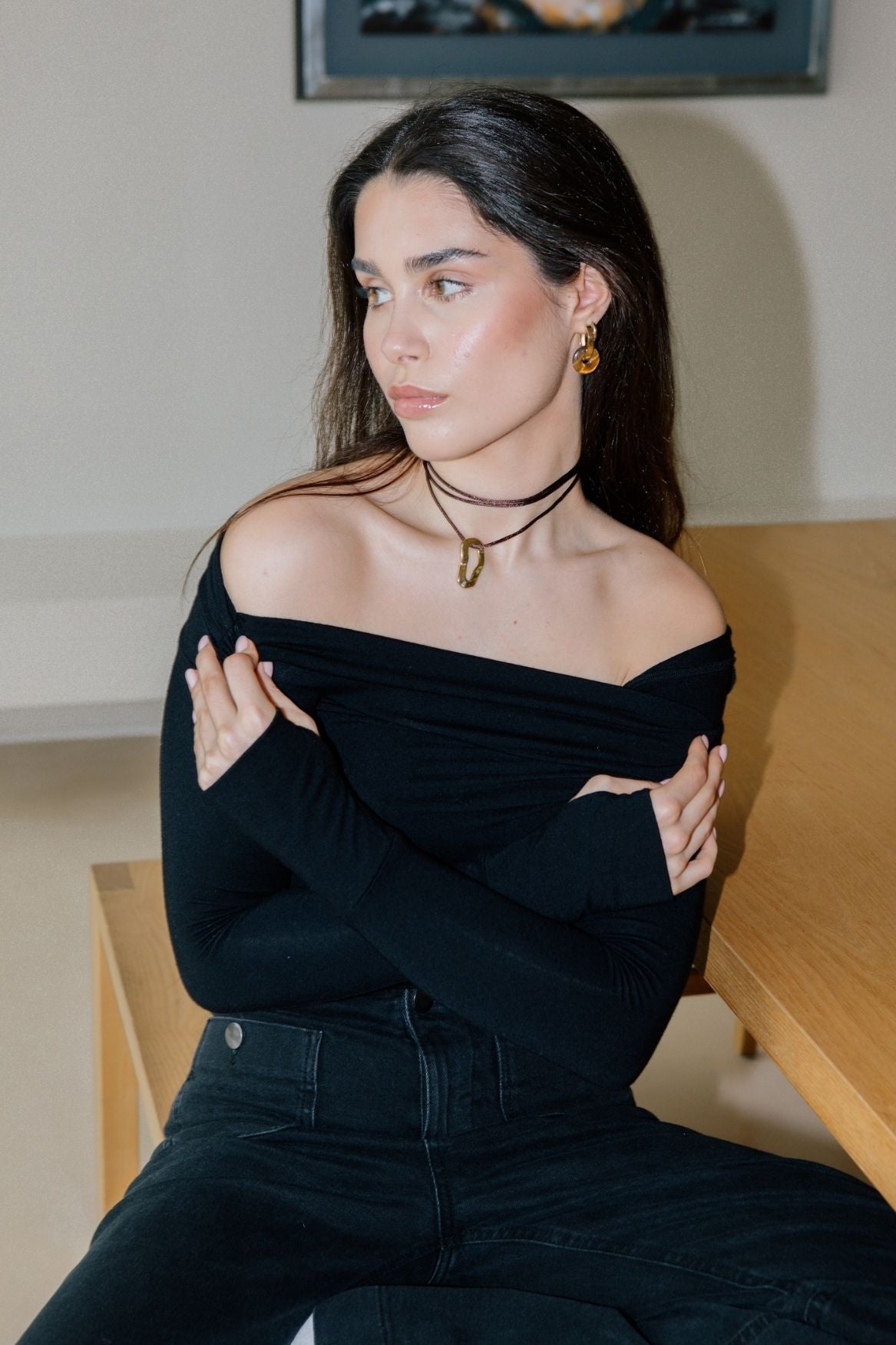 Asymmetrisches Longsleeve Micromodal – Schwarz – Bild 3