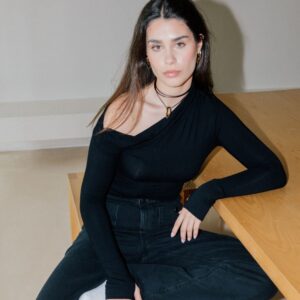Asymmetrisches Longsleeve Micromodal – Schwarz
