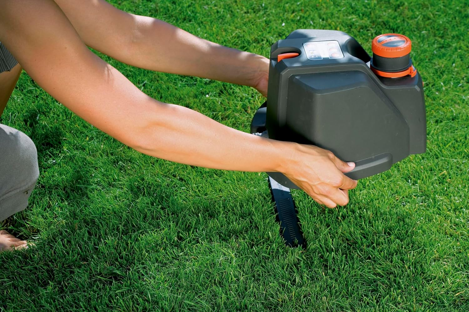 Gardena Comfort Vielflchenregner AquaContour Automatic: Flchenbewsserung für die individuelle Bewsserung nahezu jeder Gartenkontur, einfache Programmierung, Reichweite 2,5-10,5 m (8133-20) – Bild 10
