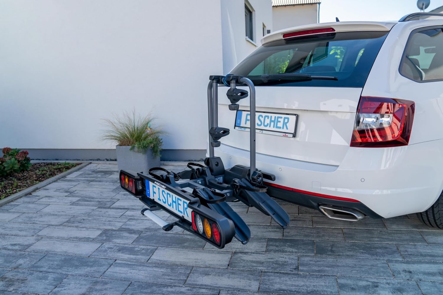Fischer Kupplungs-Fahrradträger ProlineEvo 2, für 2 Fahrräder bis 60kg Nutzlast, E-Bike geeignet, vormontiert, abschließbar, faltbar – Bild 16