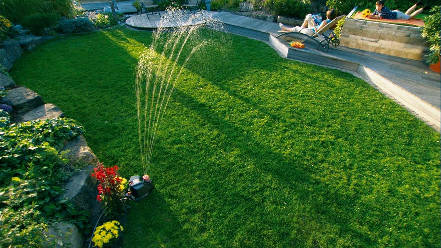 Gardena Comfort Vielflchenregner AquaContour Automatic: Flchenbewsserung für die individuelle Bewsserung nahezu jeder Gartenkontur, einfache Programmierung, Reichweite 2,5-10,5 m (8133-20) – Bild 7