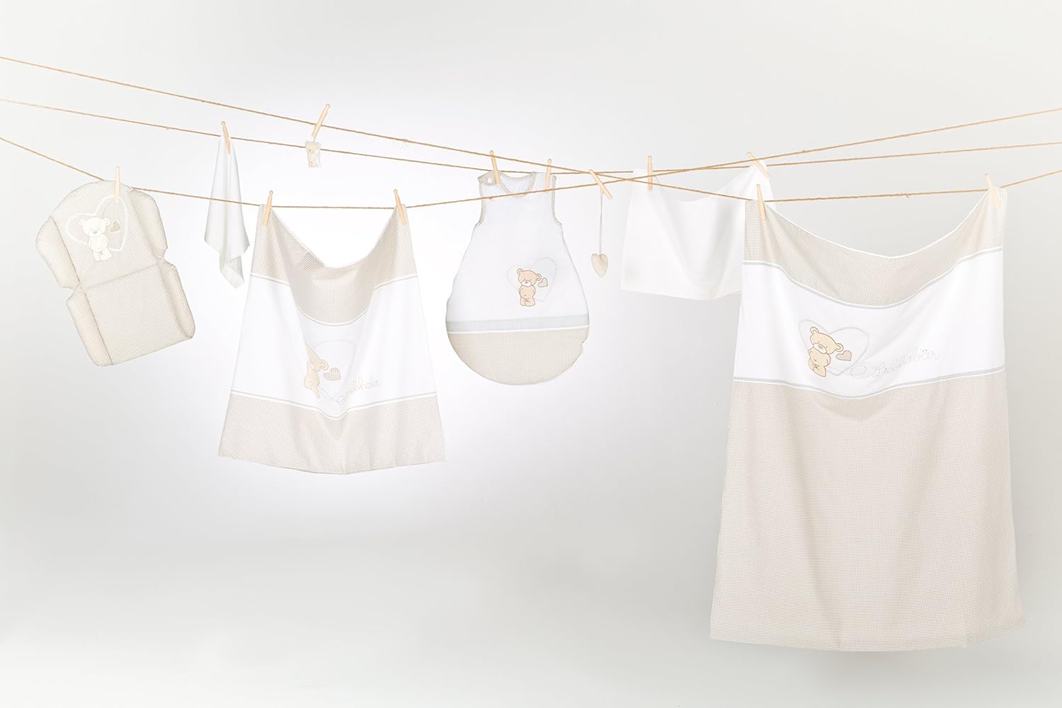 roba Babybett Set Adam & Eule - 70 x 140 cm - Mitwachsendes Kinderbett mit Bettwäsche, Himmel, Matratze - Höhenverstellbar - zu Juniorbett umbaubar - Holz weiß – Bild 11