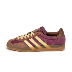 Drei Streifen Gazelle Indoor
