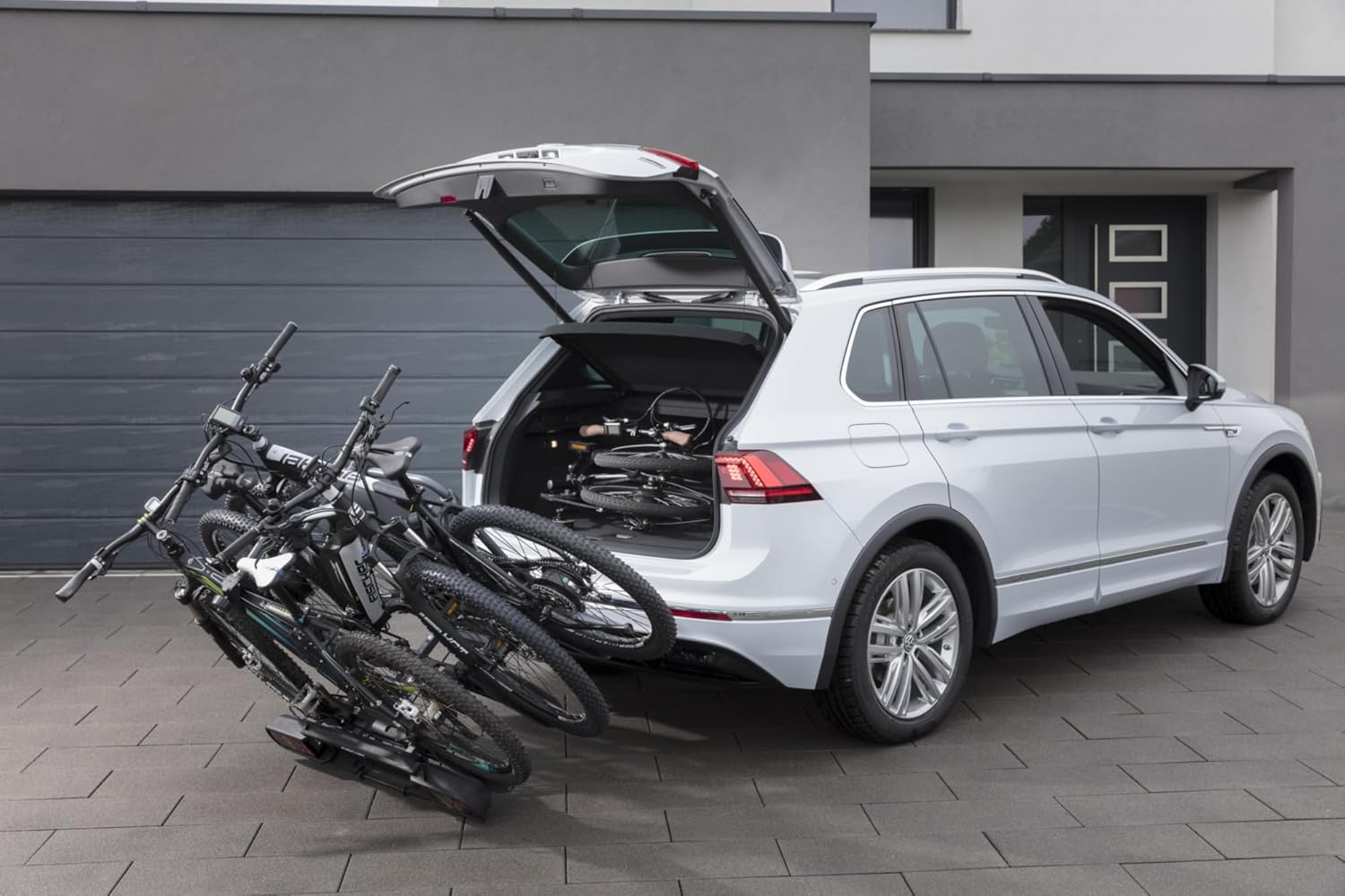 Fischer Kupplungs-Fahrradträger ProlineEvo 2, für 2 Fahrräder bis 60kg Nutzlast, E-Bike geeignet, vormontiert, abschließbar, faltbar – Bild 29