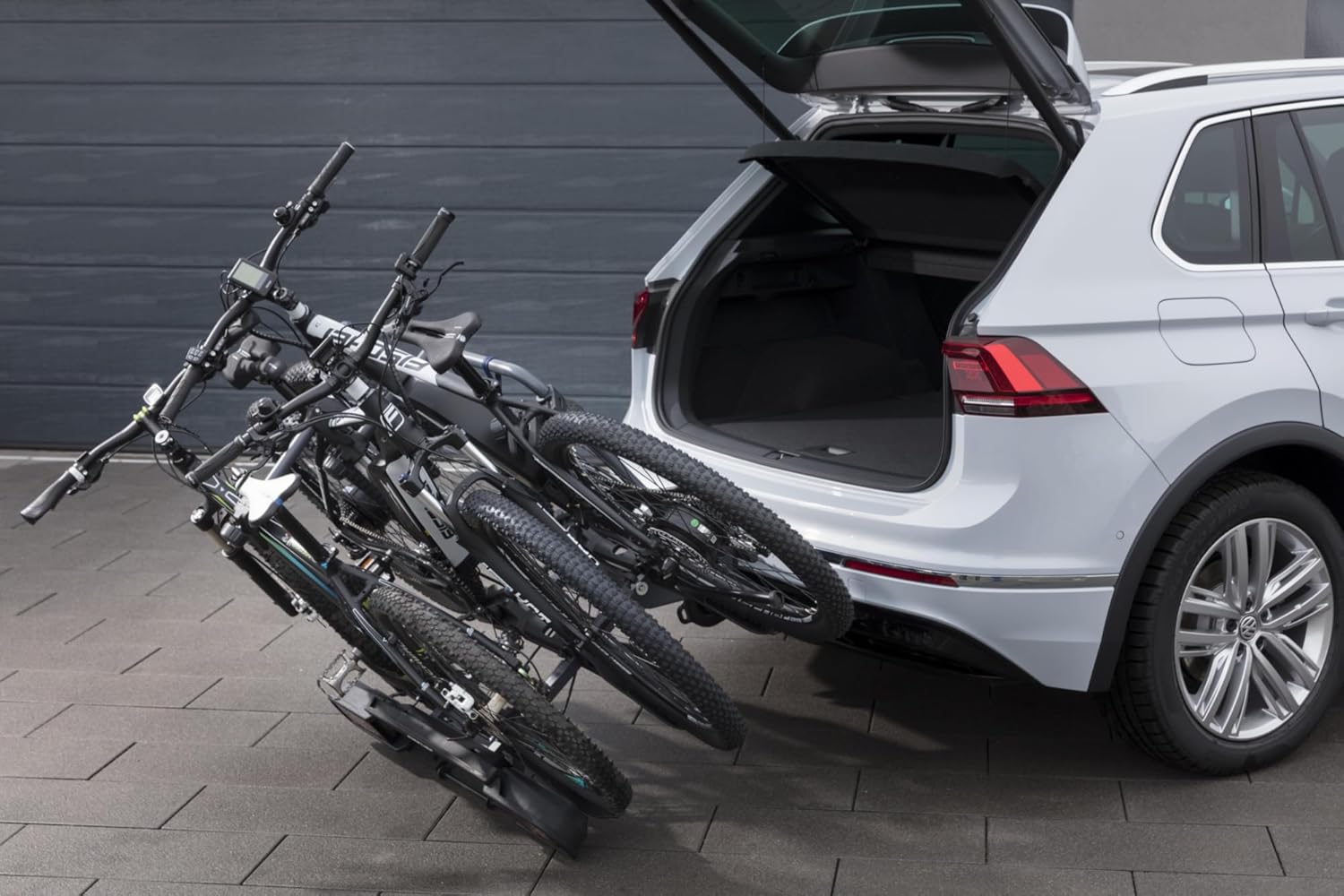 Fischer Kupplungs-Fahrradträger ProlineEvo 2, für 2 Fahrräder bis 60kg Nutzlast, E-Bike geeignet, vormontiert, abschließbar, faltbar – Bild 28
