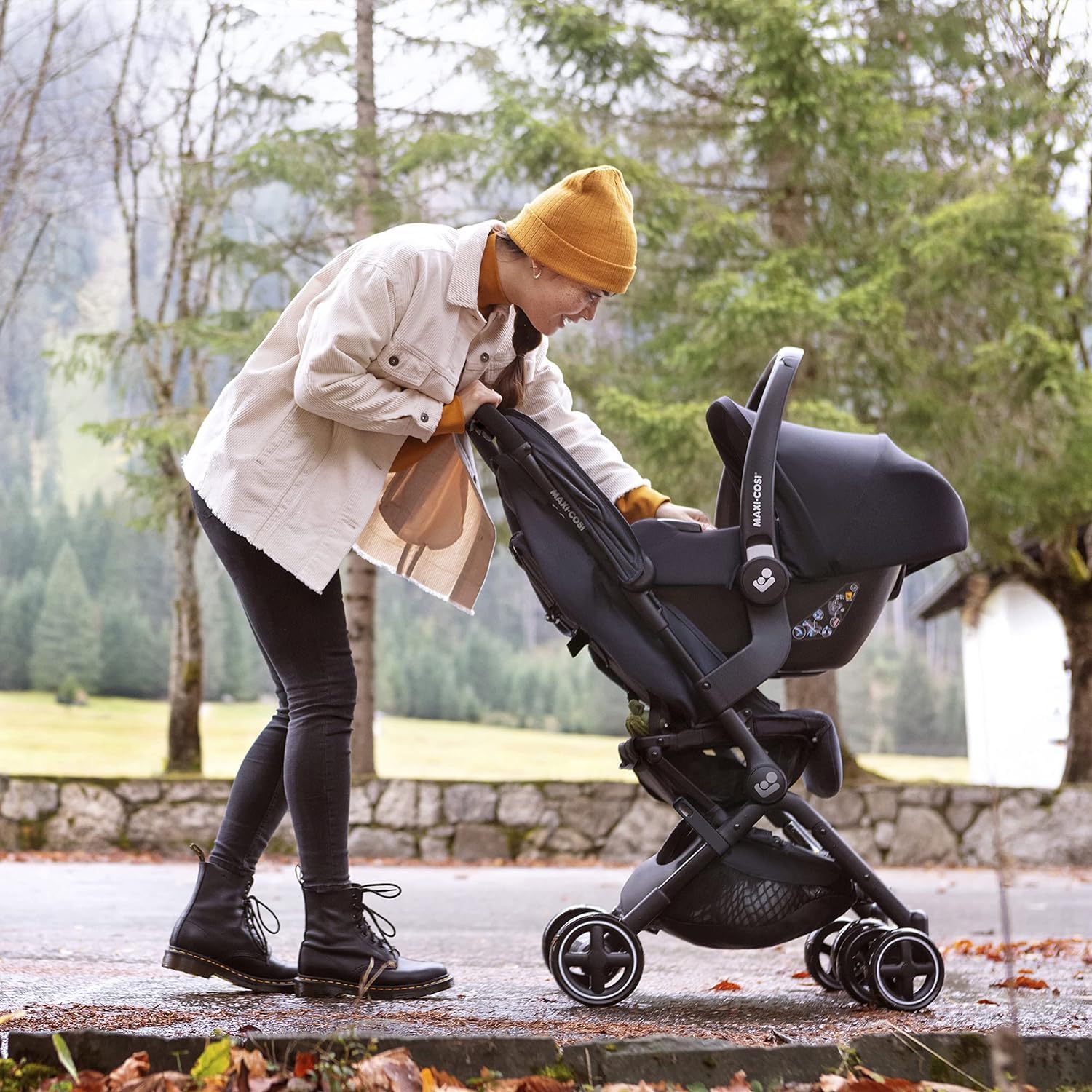 Maxi-Cosi Lara2 Baby Kinderwagen, 0–4 Jahre, 0–22 kg, federleichter, kompakter Buggy, 3 Liegepositionen, flache Liegeposition, klein zusammenklappbar, Schultergurt, Essential Graphite – Bild 35