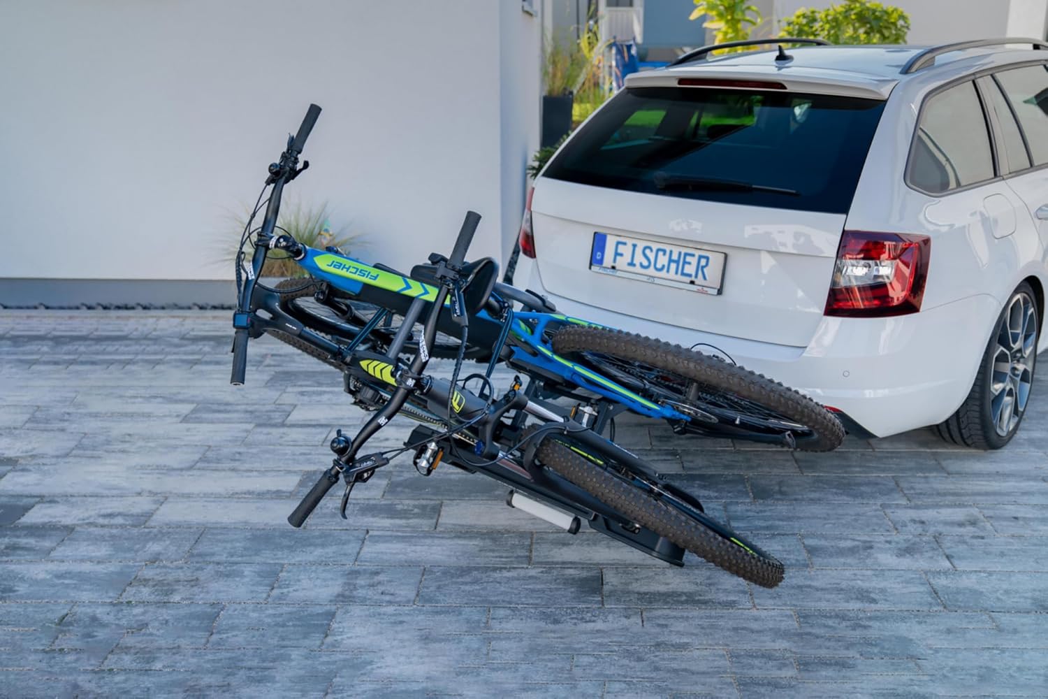 Fischer Kupplungs-Fahrradträger ProlineEvo 2, für 2 Fahrräder bis 60kg Nutzlast, E-Bike geeignet, vormontiert, abschließbar, faltbar – Bild 13