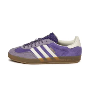 Drei Streifen Gazelle Indoor